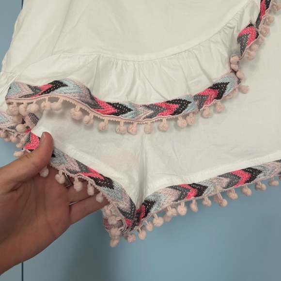 Summer Embroidered Shorts - Picture 2 of 5
